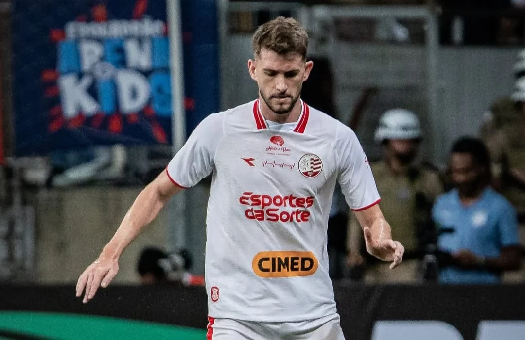 Berita LIGA INDONESIA: Gebrakan Arema FC: Resmi Rekrut Matthijs de Light dari Brasil!