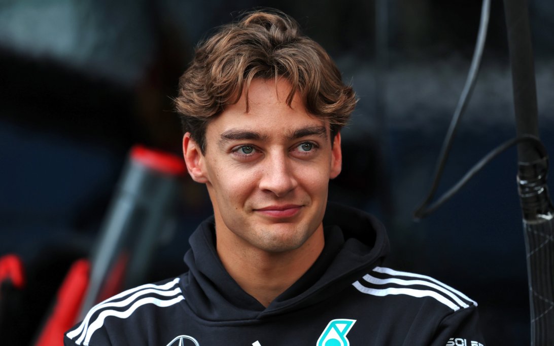 George Russell Bantah Takut Kehilangan Kursi di Mercedes