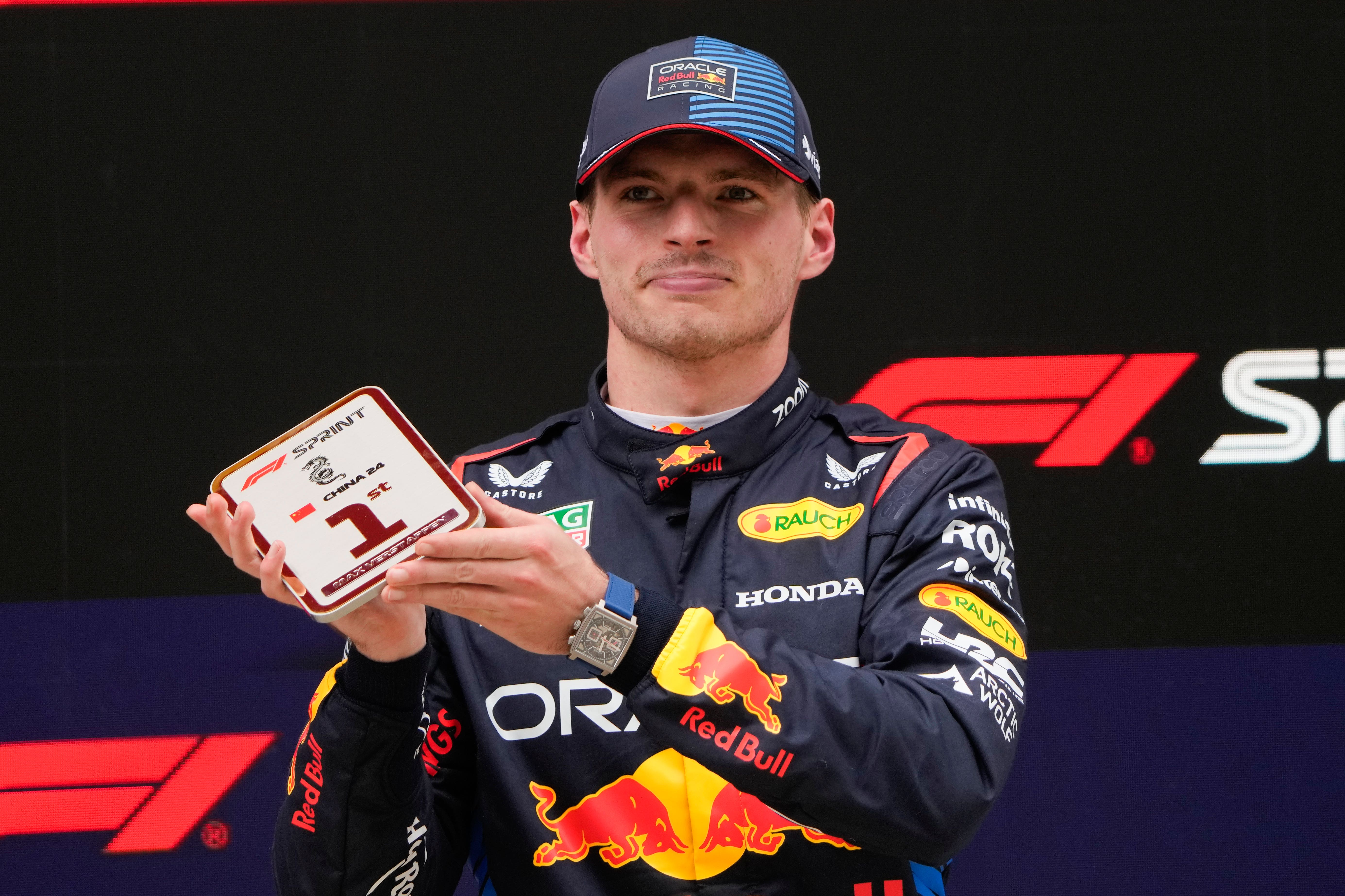 Red Bull Cemas Verstappen Bakal Hengkang di 2026
