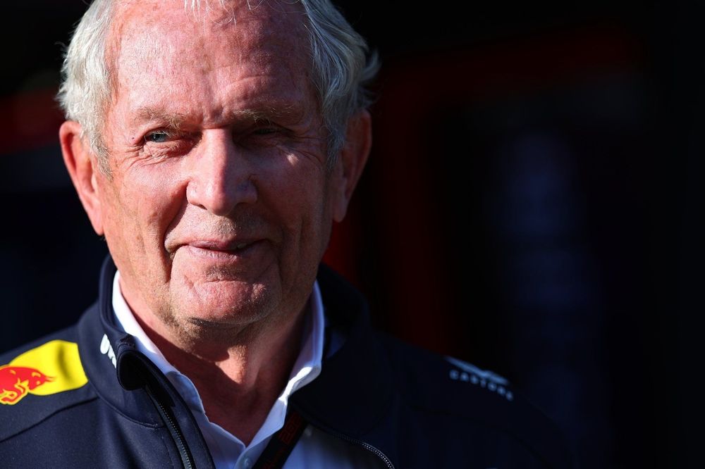 Helmut Marko Ragukan Kembalinya Vettel ke Red Bull