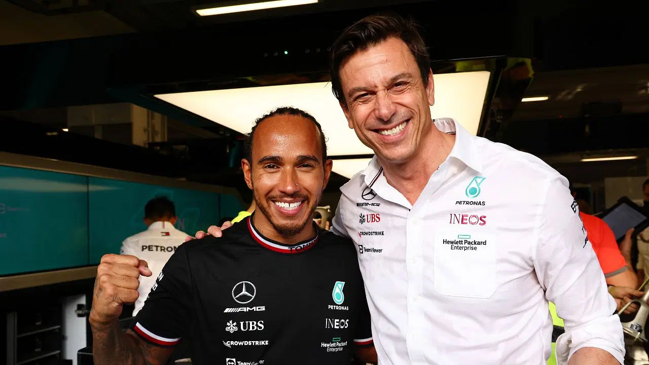 Toto Wolff Sebut Lewis Hamilton Tetap 'Sangat Penting' bagi Mercedes