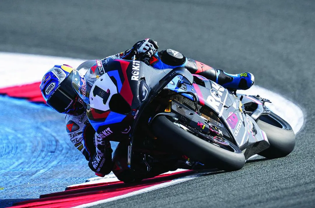 Berita WSBK: Toprak Razgatlioglu Rebut Pole di Superpole Motul Czech Round 2025!