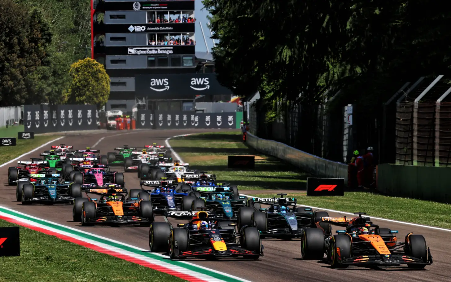 Klasemen F1 2025 Usai GP Emilia Romagna: Siapa Pimpin Puncak?