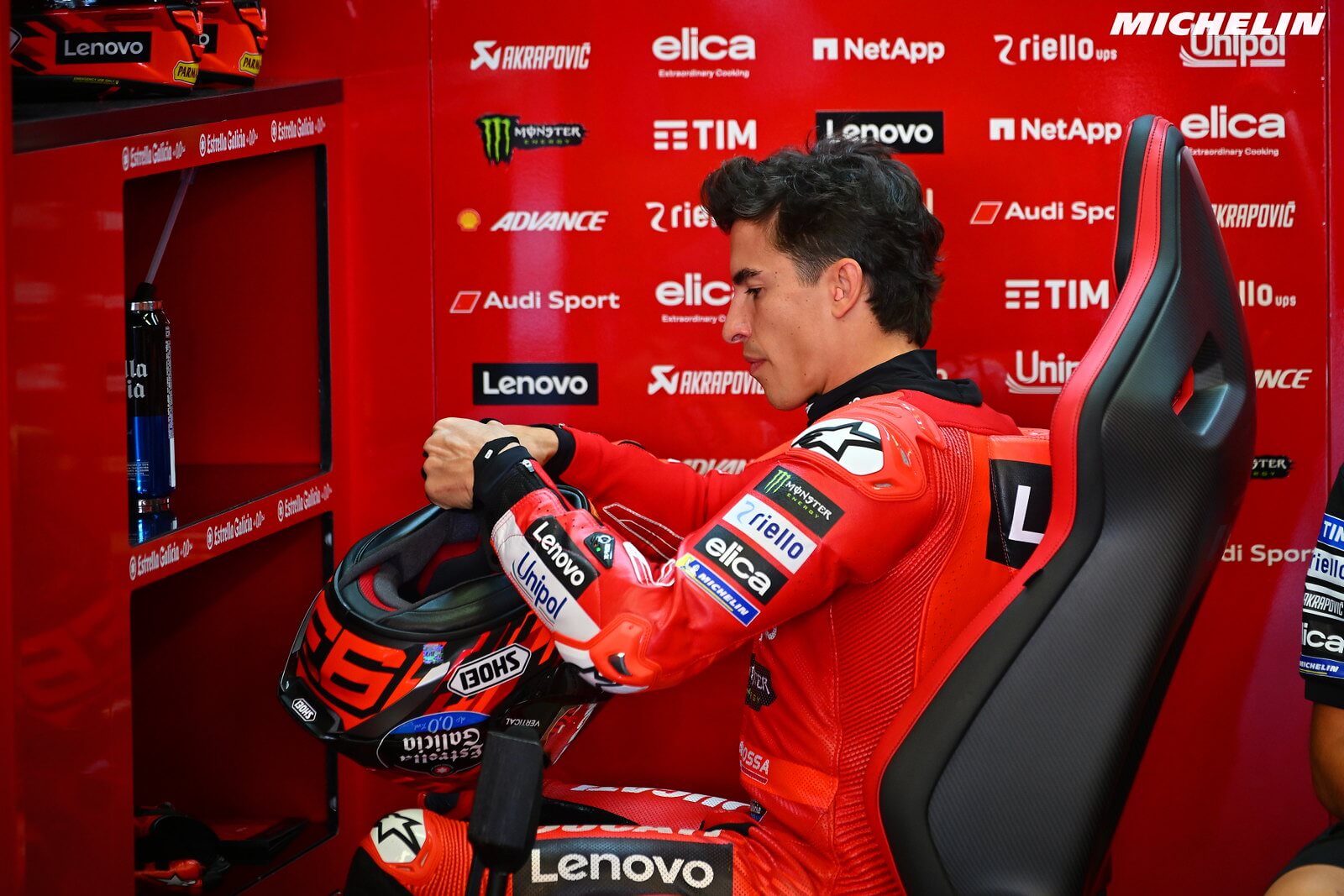 Fast Report : Marc Marquez Kembali ke Paddock Usai Crash FP1 MotoGP ...