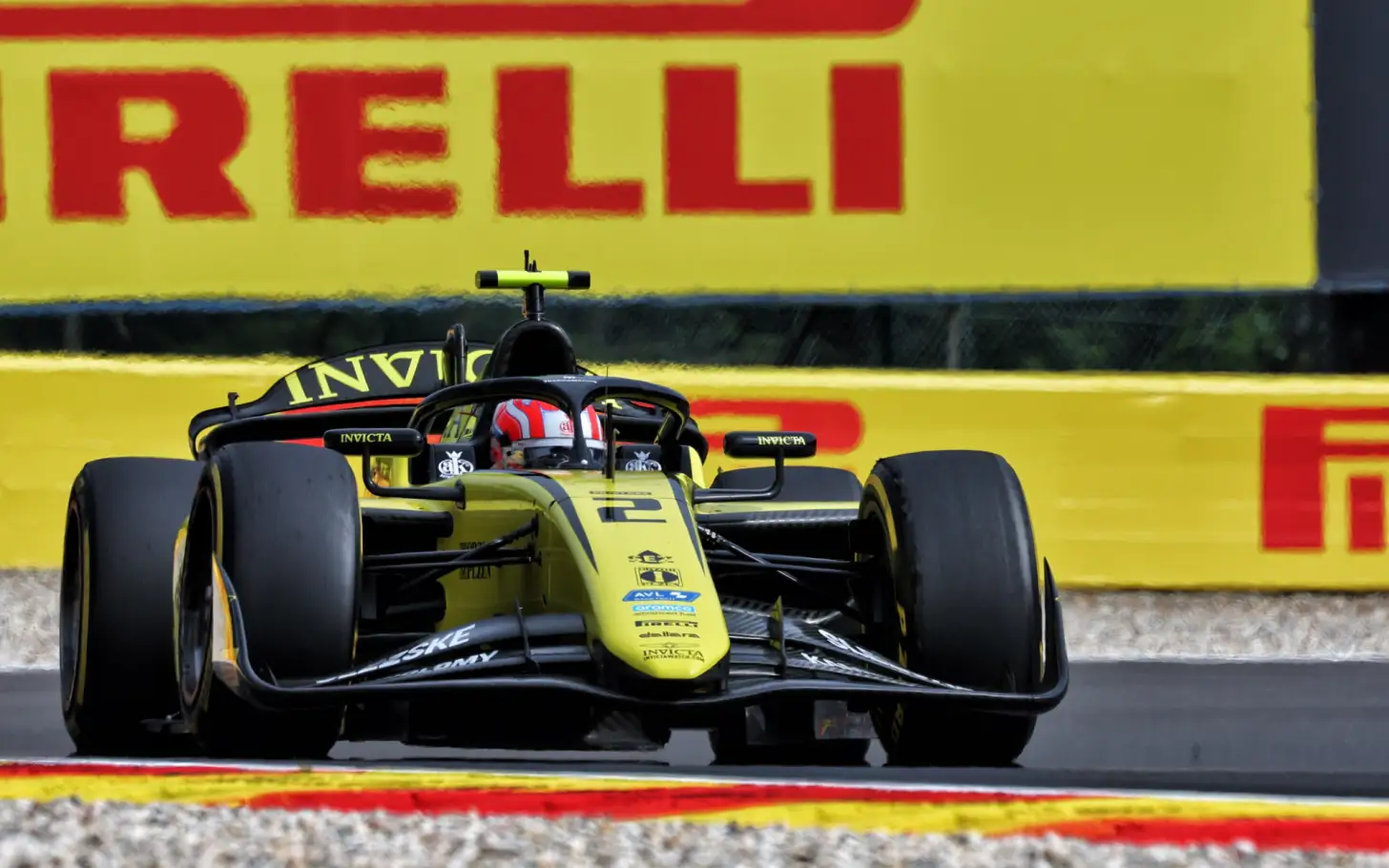 Berita FORMULA 2: Hasil Kualifikasi F2: Roman Stanek Raih Pole Hungaria 2025