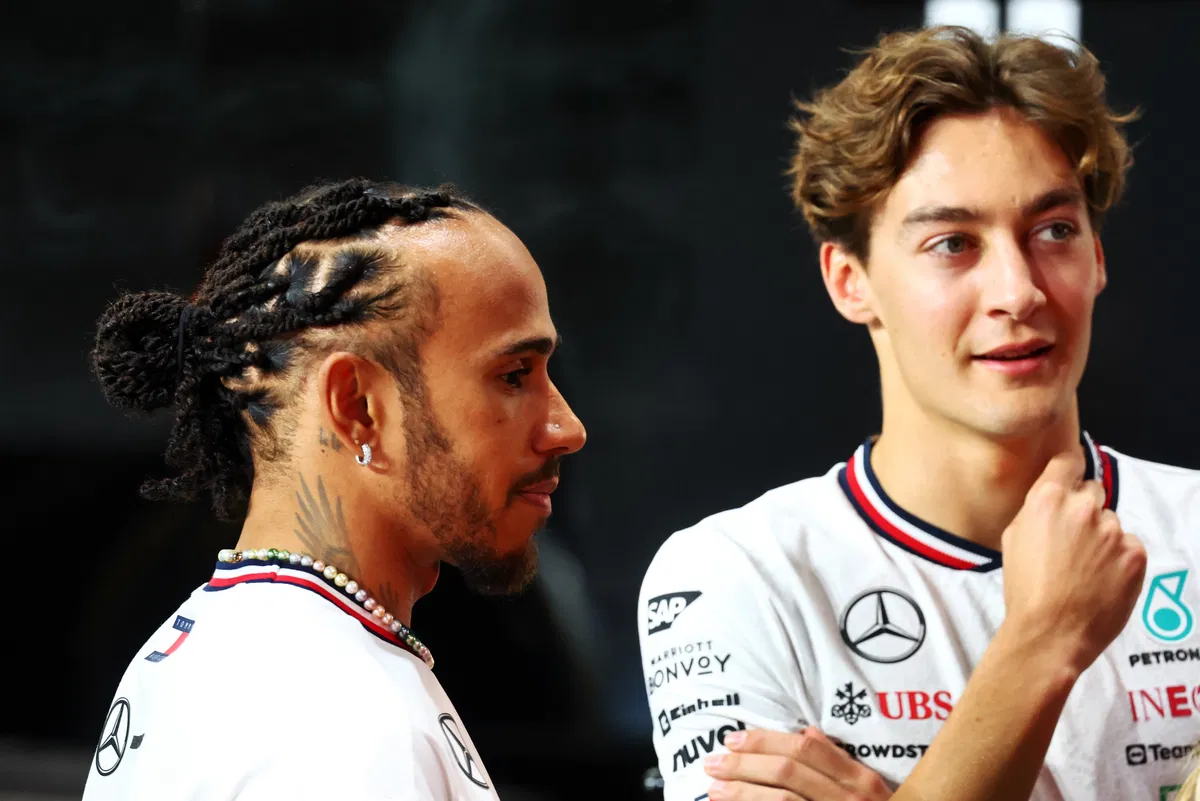 Toto Wolff: "Russell Lebih Kuat dari Hamilton Musim Terakhir"