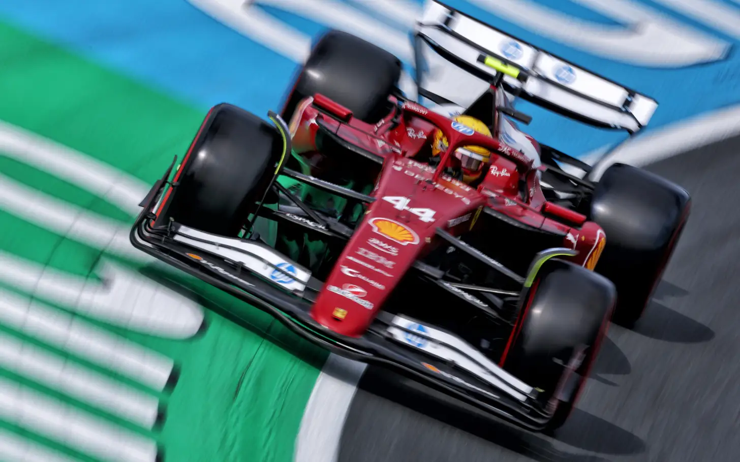 Berita FORMULA 1: Ferrari Ungkap Faktor Kunci Lewis Hamilton Usai Kejutan Dutch GP