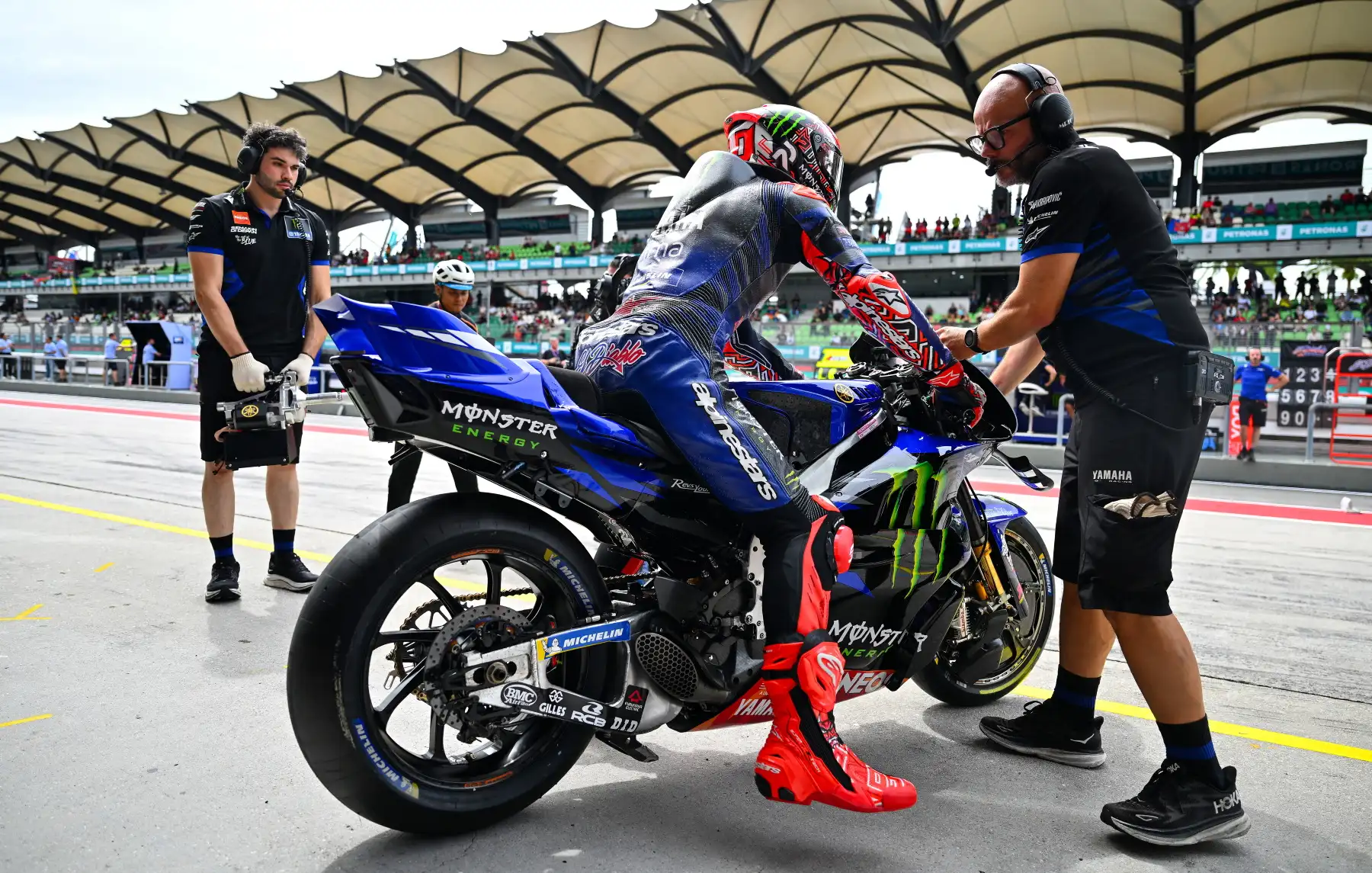 irektur Tim Monster Energy Yamaha, Massimo Meregalli, menegaskan bahwa tuntutan Fabio Quartararo terhadap performa motor 2026