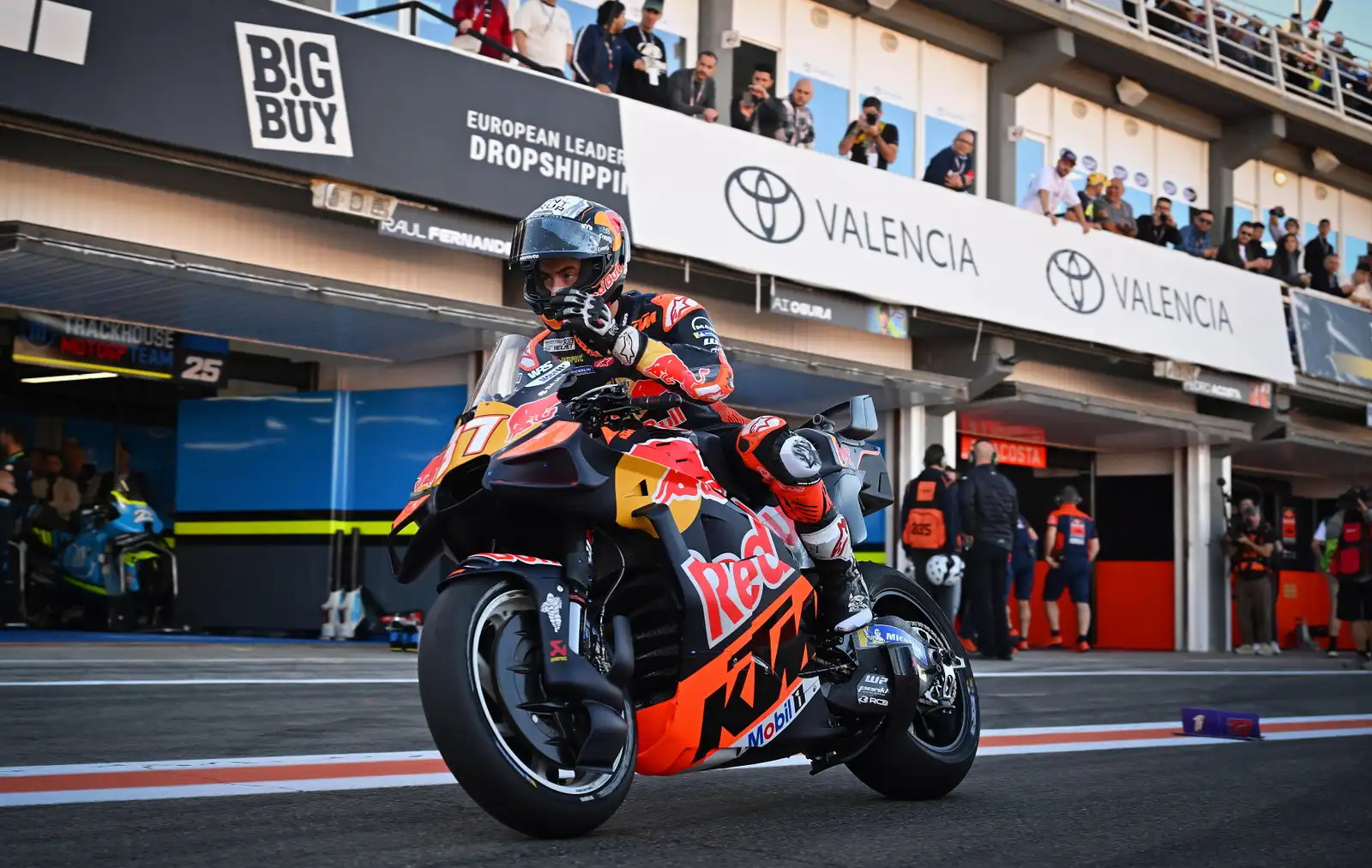 Klasemen MotoGP 2025 Pasca-Sprint Valencia: Bagnaia Terancam?