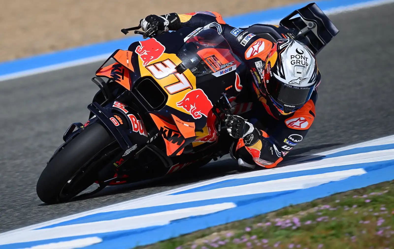 Pedro Acosta Berkembang Berkat Maverick Vinales Membantu 'Membuka Mata' KTM di MotoGP 2025