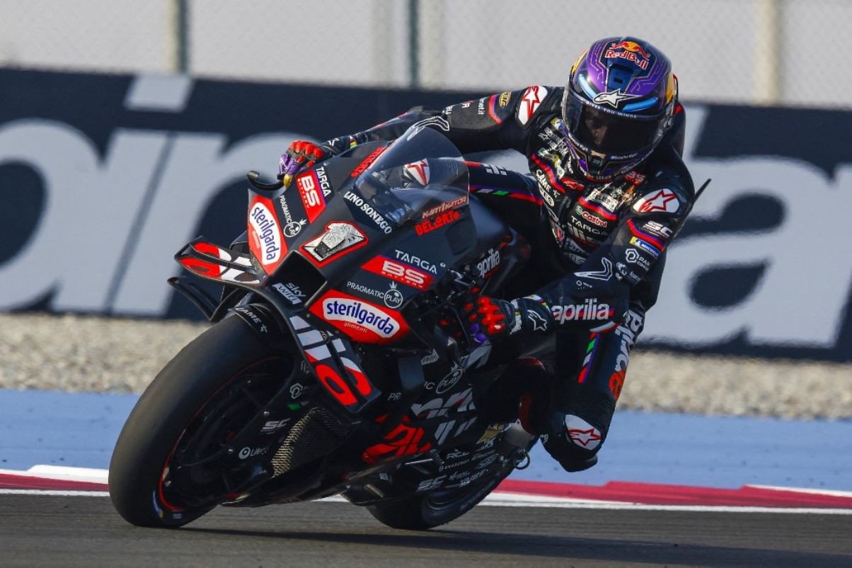 Aprilia Kirim Peringatan ke Martin Usai Bezzecchi Juara MotoGP Inggris