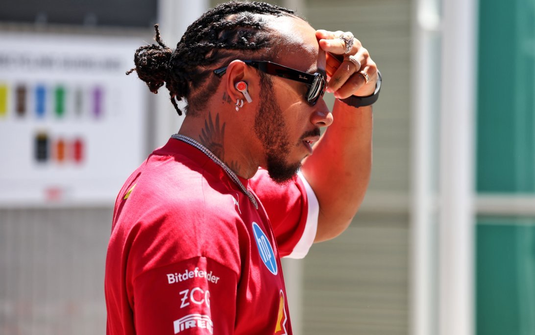 Ada Apa dengan Lewis Hamilton? Mengapa Poin 71 Tak Cukup untuk Legenda?