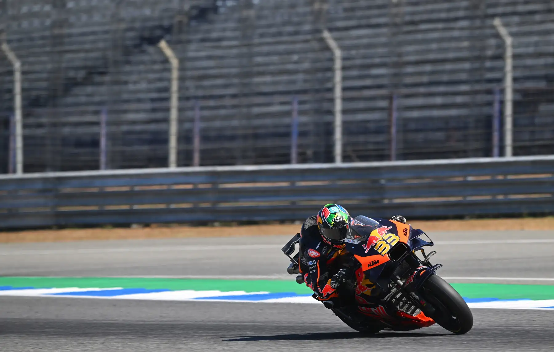 Shocking! Binder Dominates Straight to Q2 at Catalan MotoGP 2025!