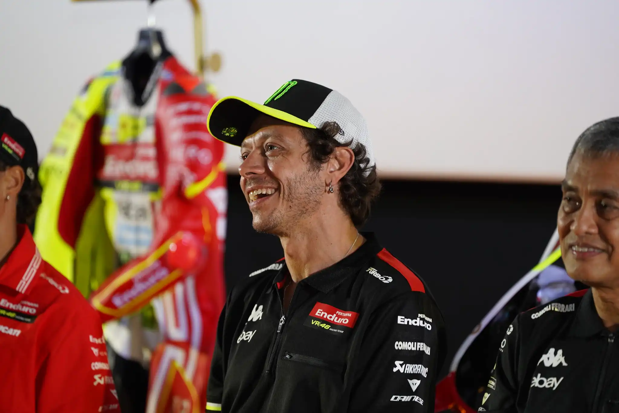 Valentino Rossi Arrives in Jakarta, Unveils Red-White Livery