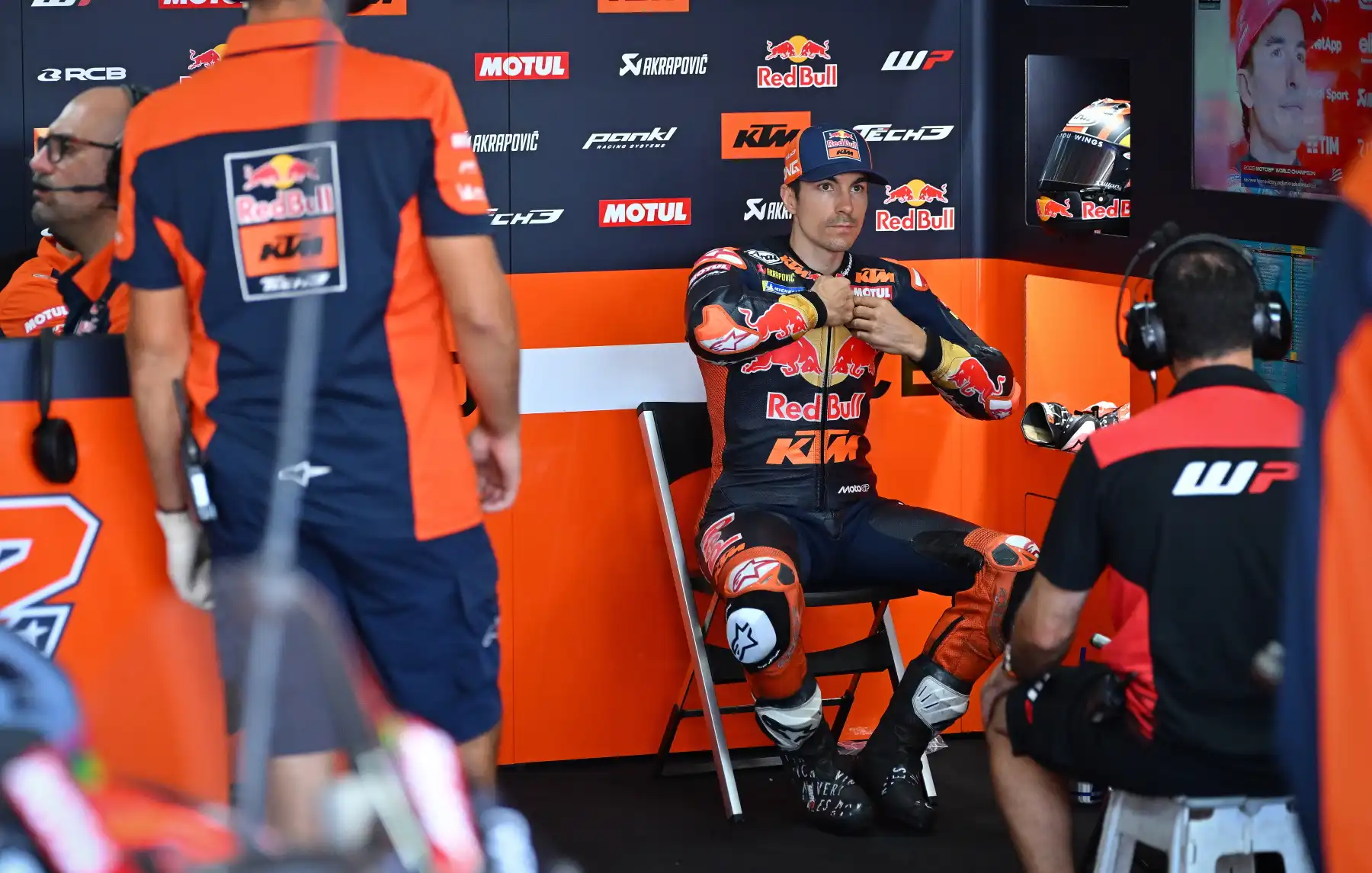 Vinales Weighs Withdrawing from Rest of MotoGP 2025 for Recovery