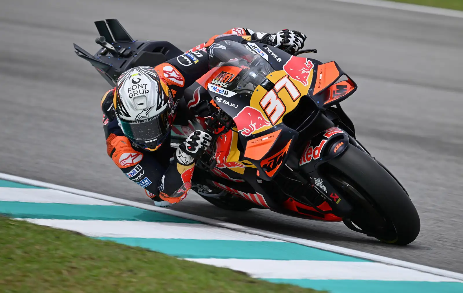 Acosta Leads Rain-Hit Practice 2 at 2025 Malaysian MotoGP Despite Crashes