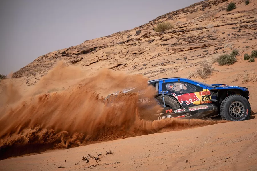 This Naturally Aspirated V8 Could Shake Up Dakar 2026 – Ford’s Secret Weapon Revealed