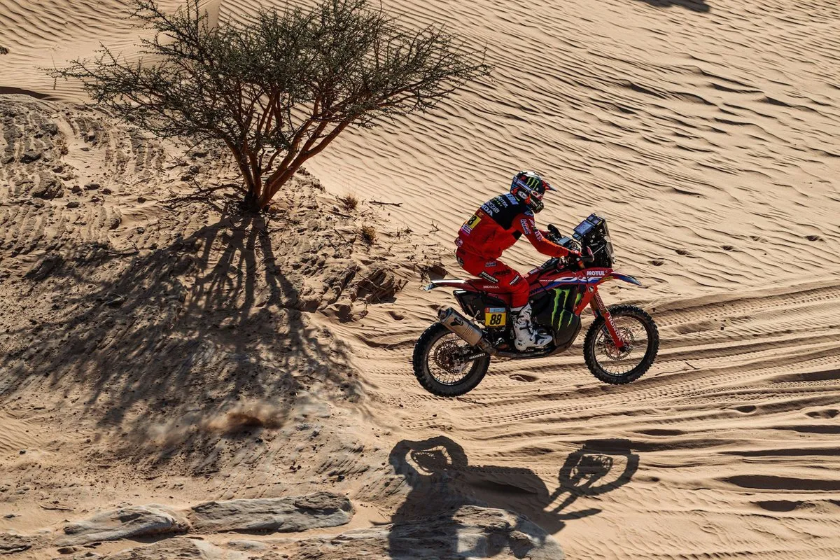 Adrien Van Beveren Wins Dakar 2026 Stage 10, First French Bike Victory