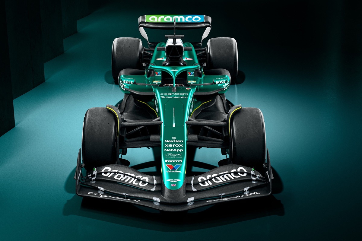 Foto Profil Aston Martin